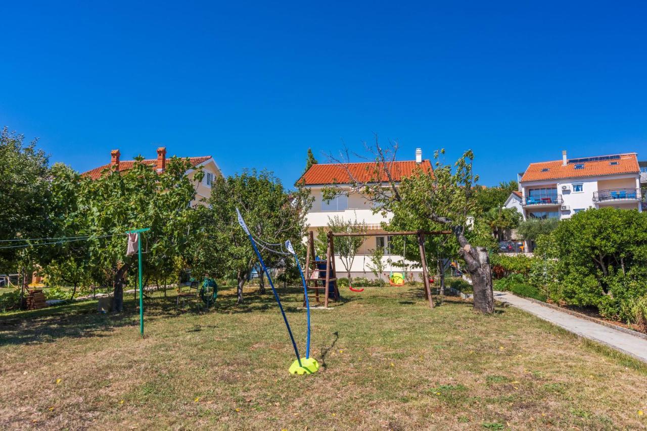 Apartments Star By The Sea Čižići Extérieur photo
